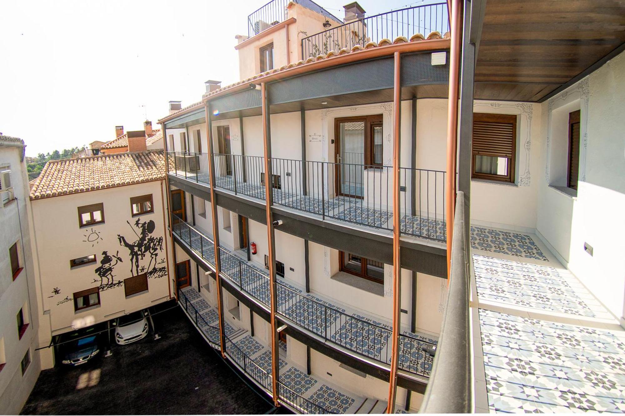 Cervantes 5 Collection - Greco Aparcamiento En El Edificio Toledo Buitenkant foto