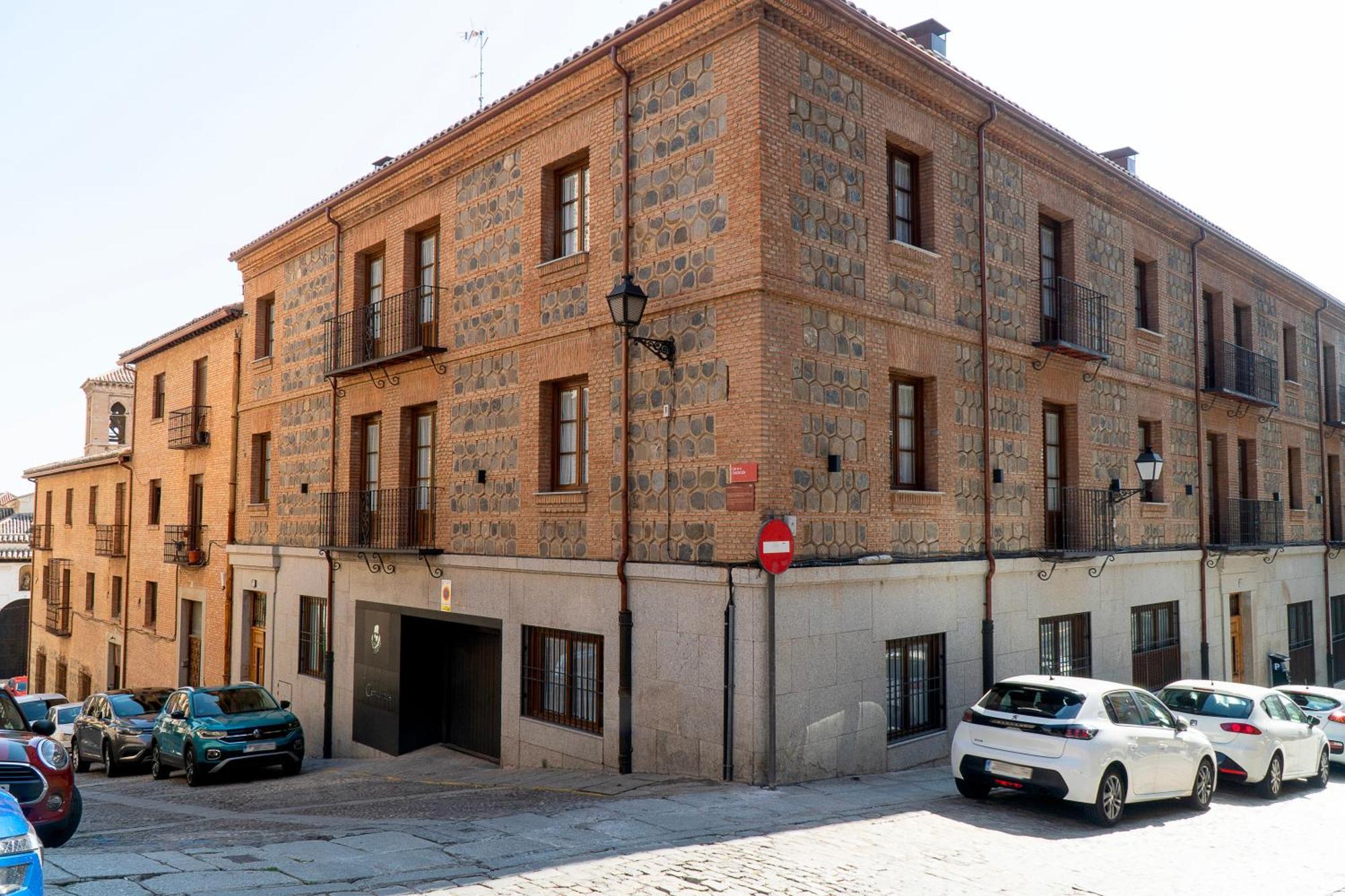 Cervantes 5 Collection - Greco Aparcamiento En El Edificio Toledo Buitenkant foto